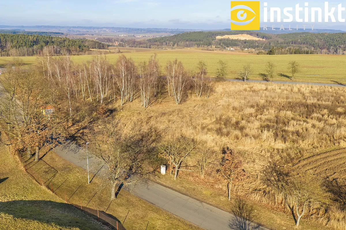 Prodej stavebního pozemku 1371 m²